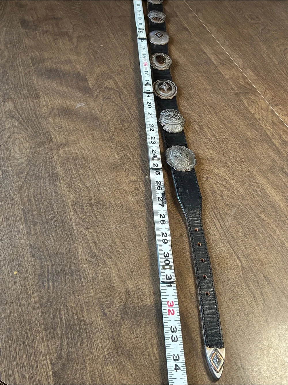 JUSTIN 514BK Western Black and Black Leather Concho Belt, Buckle & Tip 32 (1992)